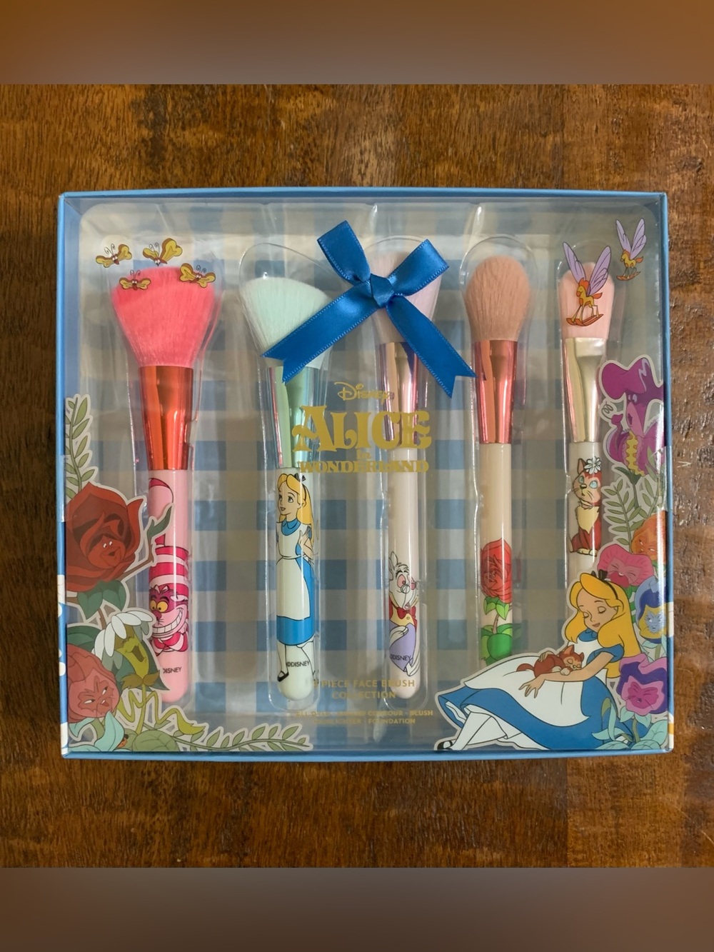 NIB Taste Beauty x Disney Alice In Wonderland 5pc Face Brush Collection Set